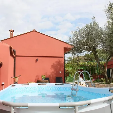 Holiday home House Bougainvillea Pula