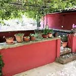 House Bougainvillea Tatil Evi *