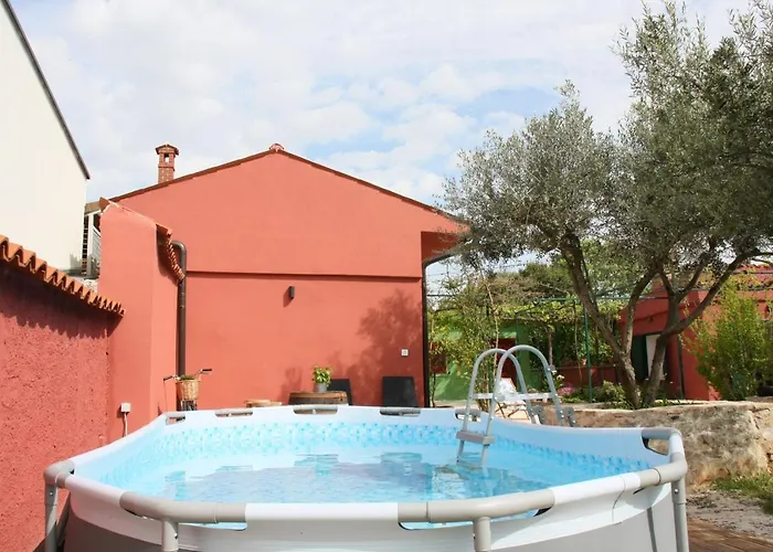 Casa vacanze House Bougainvillea Pola