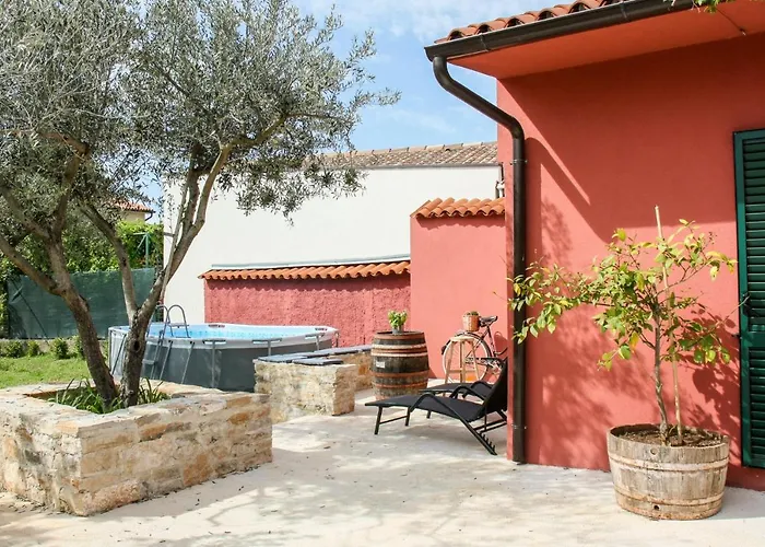 House Bougainvillea Casa vacanze Pola